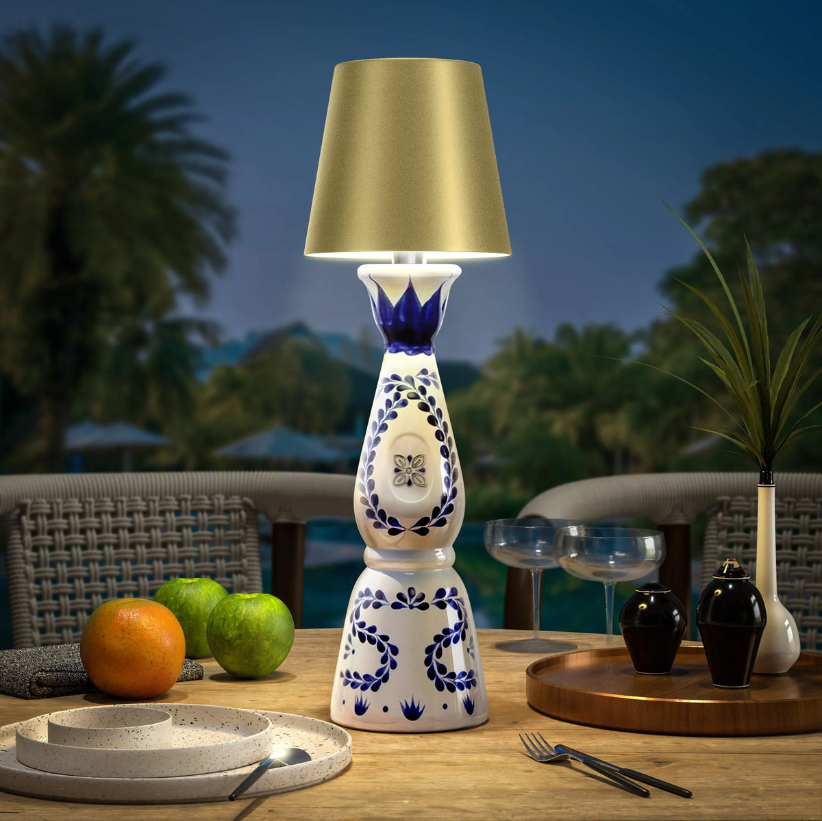 Bottle Lamp | Wireless & Rechargeable USB-C Warm 3000K | Universal Fit