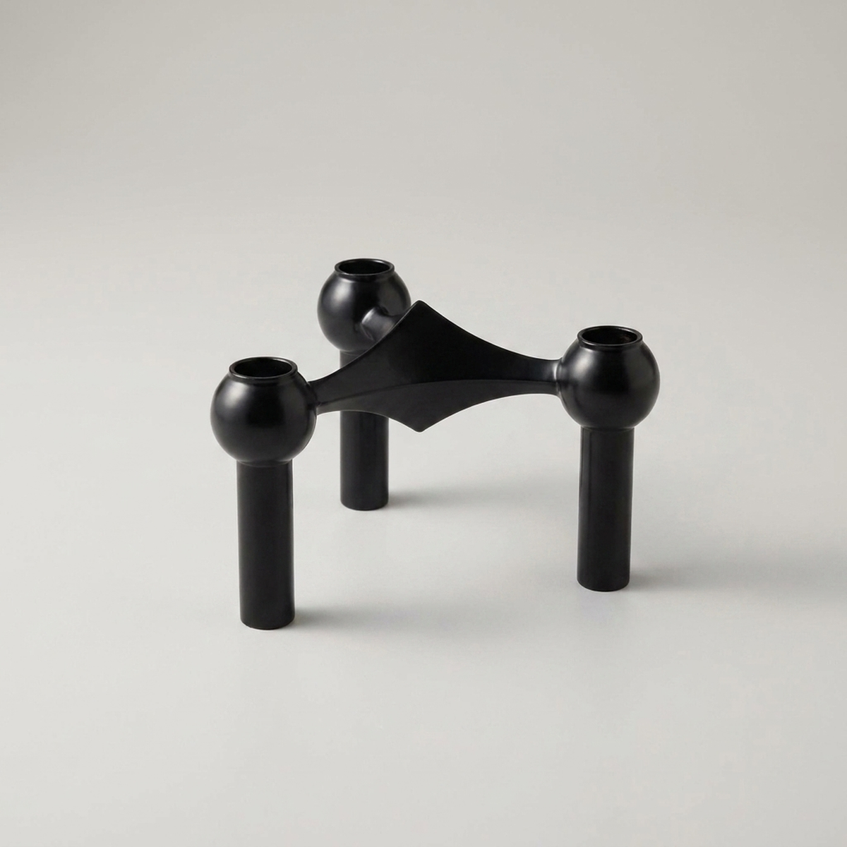 Candle Holder | Molecular-Inspired Sculptural Design