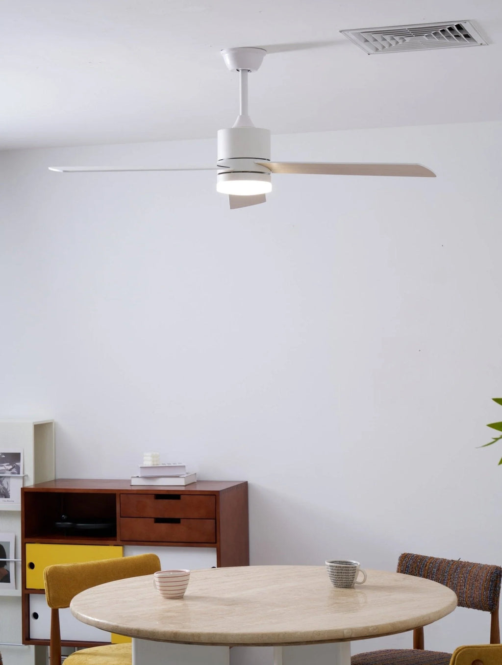Ceiling Fan With Light | DC Motor & Integrated LED | 132 cm Diameter