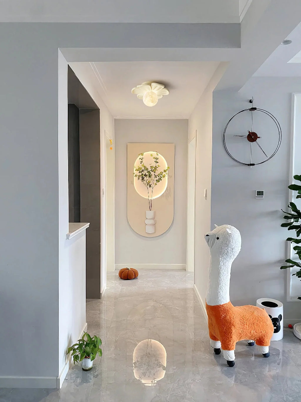 Ceiling Lamp | Resin Bloom Design & Integrated LED | 20 cm Diameter