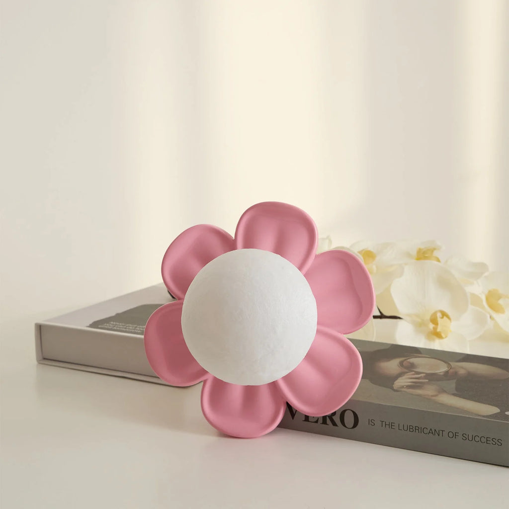 Ceiling Lamp | Resin Bloom Design & Integrated LED | 20 cm Diameter