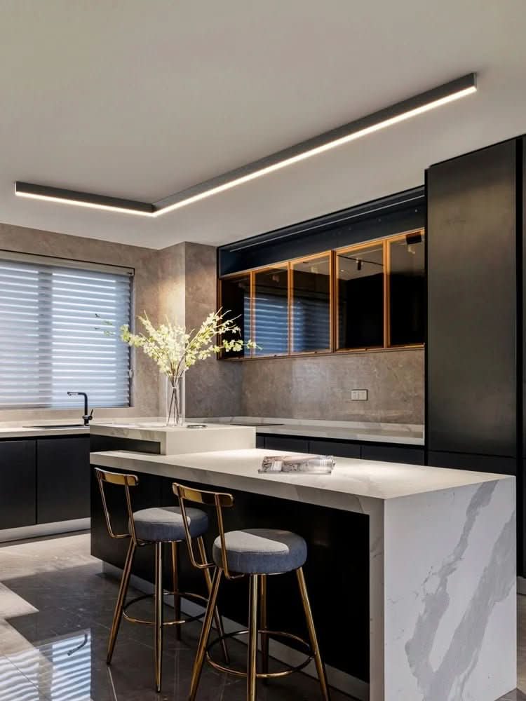 Ceiling Light with Integrated LED
