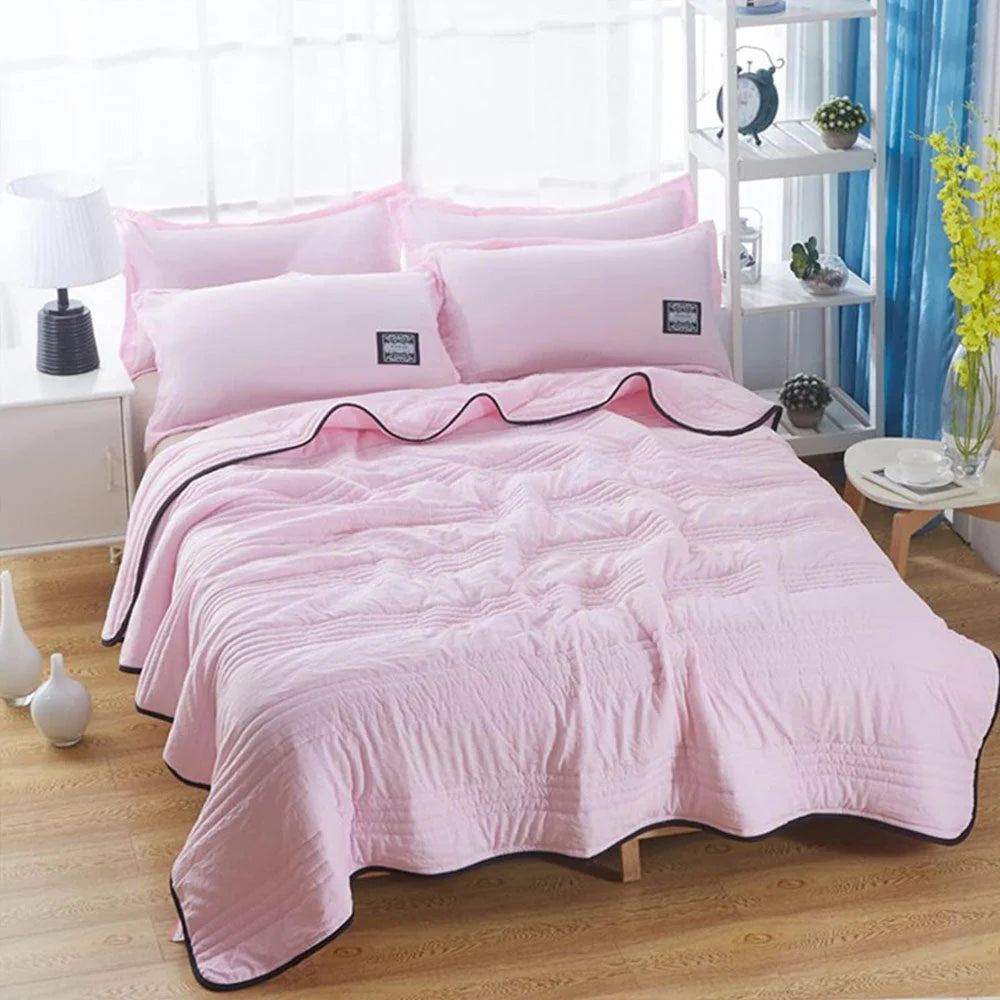 Cooling Blanket | Instant Cooling & Moisture-Wicking Hypoallergenic