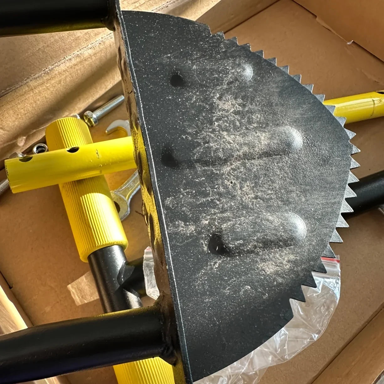 Crescent Blade Lawn Edger