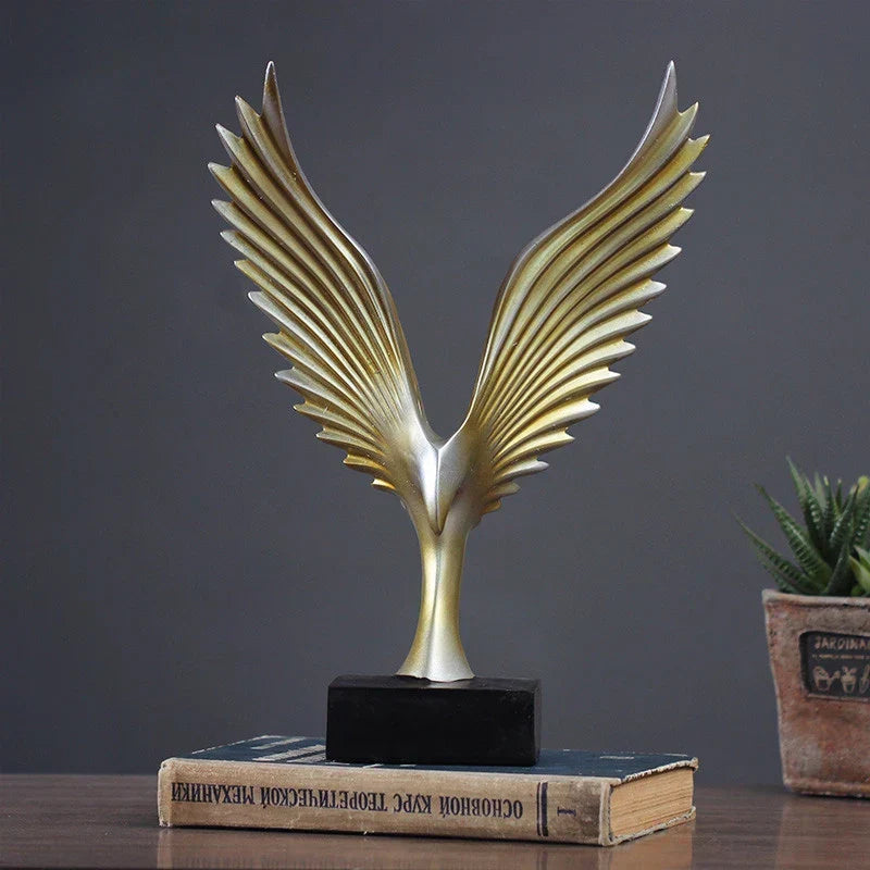 Eagle Sculpture | Resin Majestic Wings | 22 x 33 x 9.5 cm