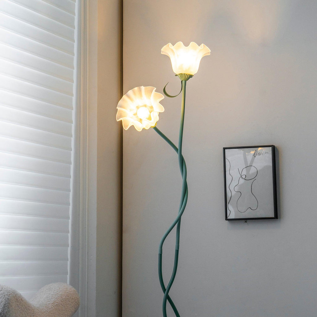 Floor Lamp | Floral Sculptural Design & Green Matte Metal