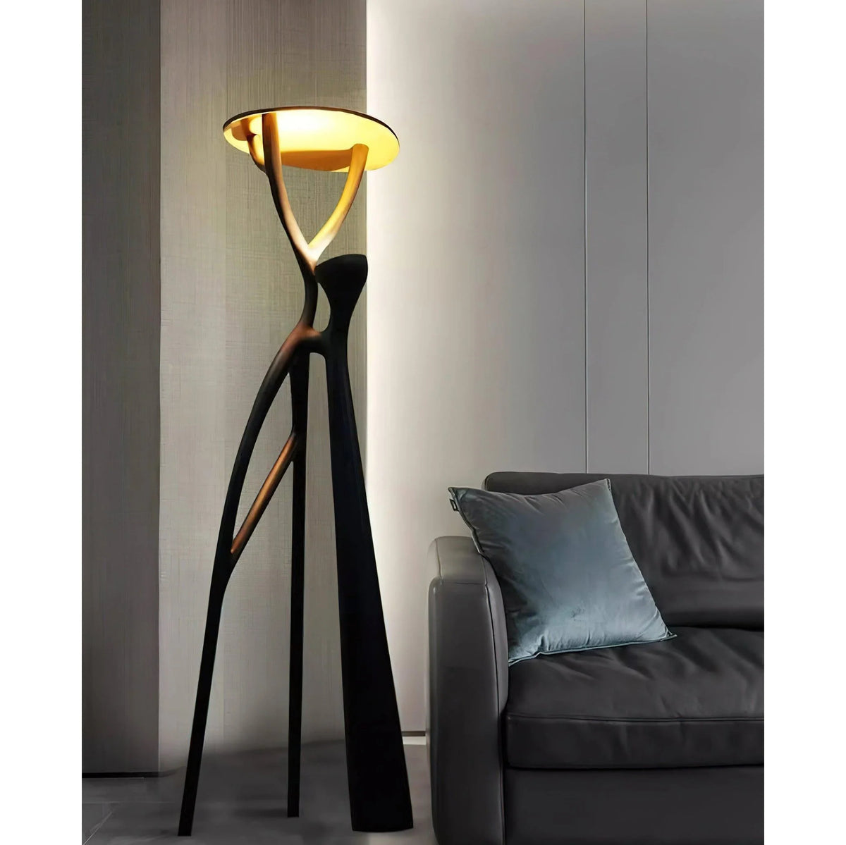 Floor Lamp | Sculptural Design & Integrated LED | 3 Sizes