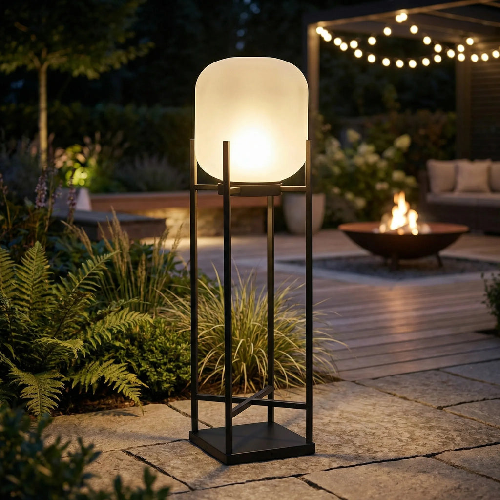 Freestanding Garden Lamp | Solar-Powered & Automatic | IP65 Rated