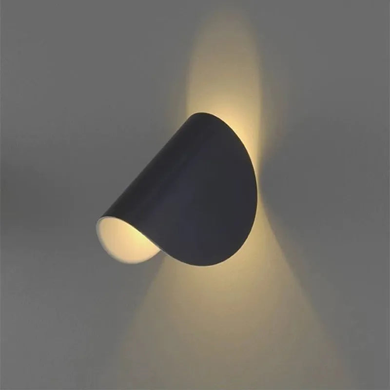 Indoor Wall Lamp | Metal LED Bulb Included
