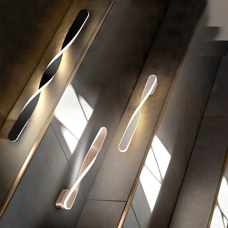 LED Wall Light | Curved Dimmable Warm White