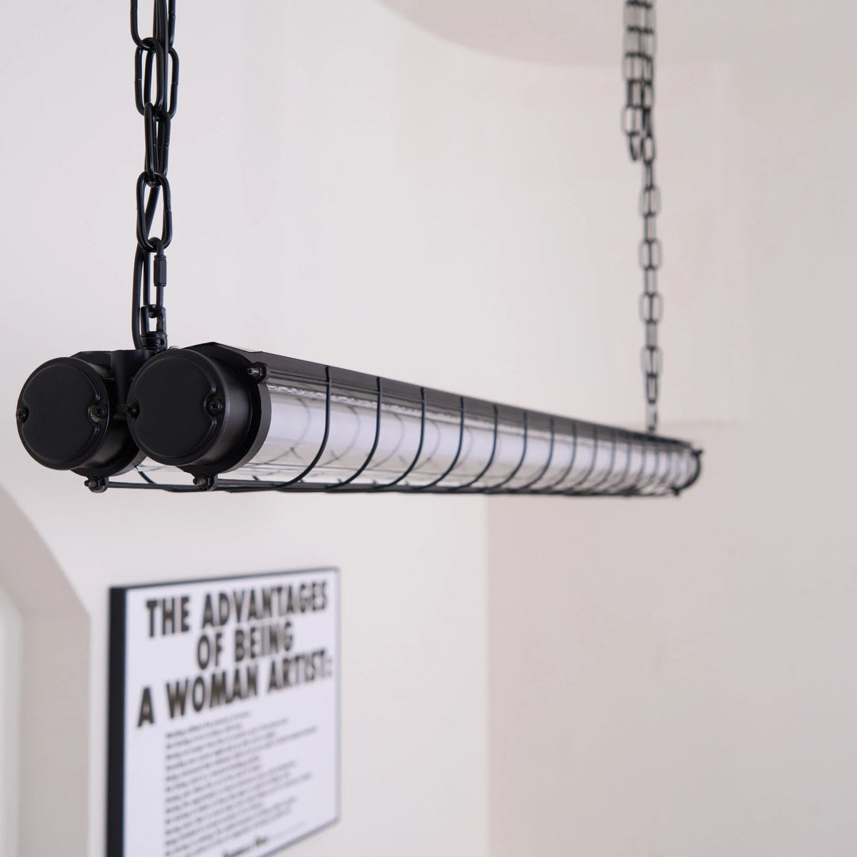 Linear Pendant Light | Integrated LED & Adjustable Suspension | 123 cm