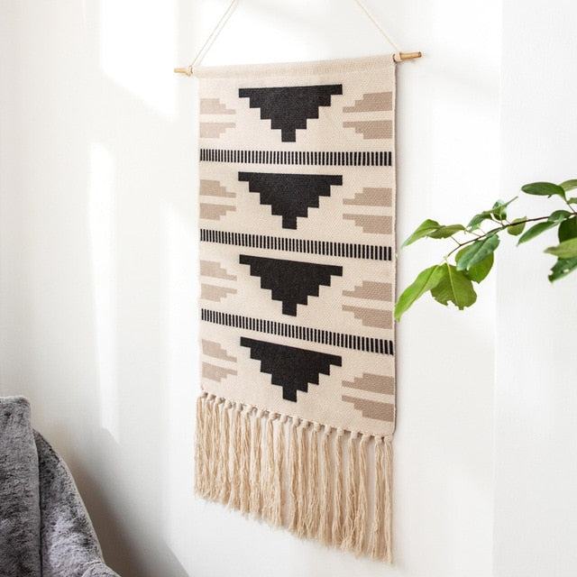 Macrame Wall Tapestry | Cotton & Linen Geometric Fringe | 50 x 70 cm