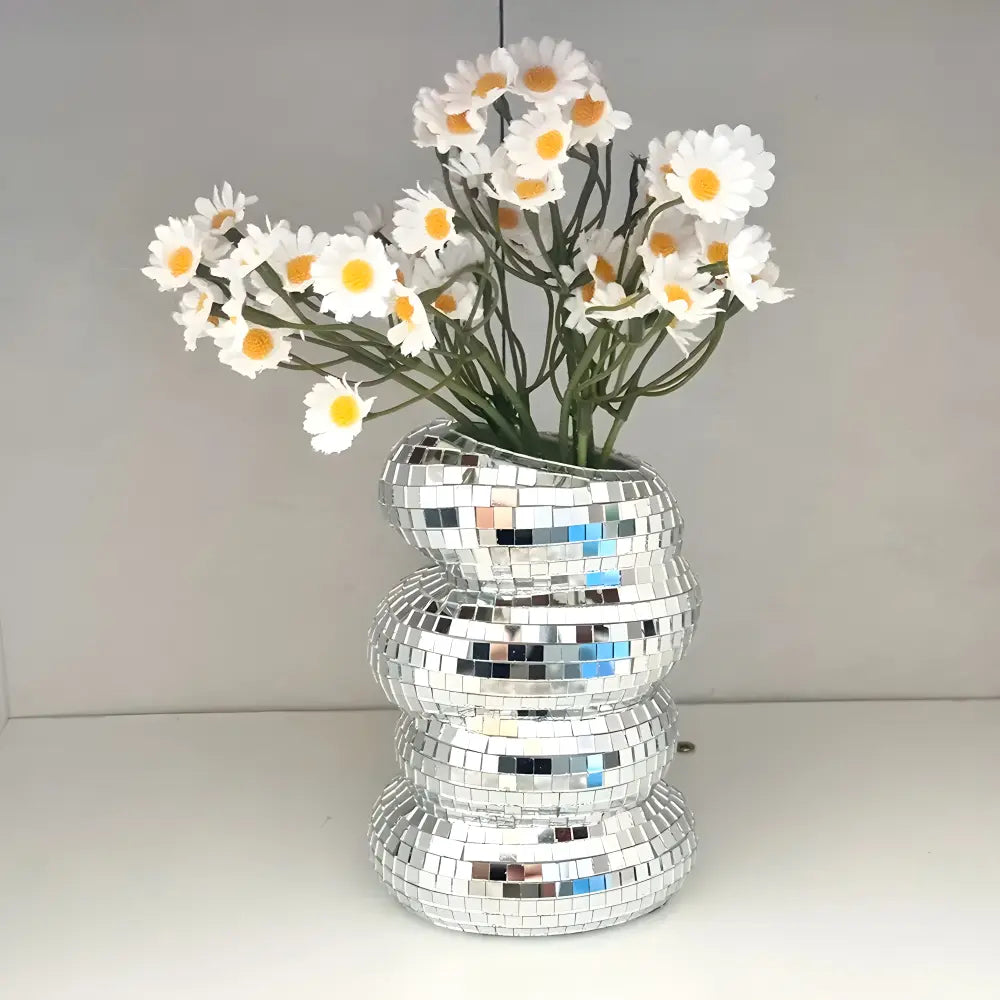 Mirror Tile Vase | Spiral Mirror Surface & Light-Scattering | 10 cm Ø × 13.5 cm H