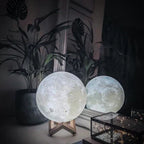 Moon Lamp | 3D-Printed Realistic Surface & Touch-Control | With Wooden Stand