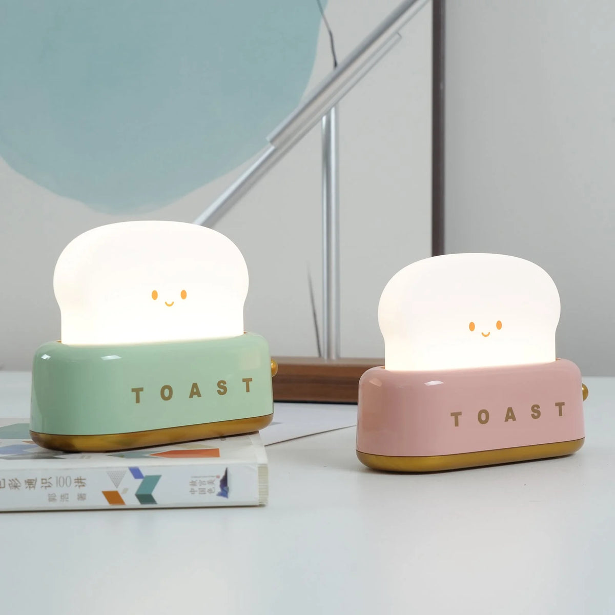 Night Light | Toaster-Shaped Warm 3000K & Adjustable Brightness