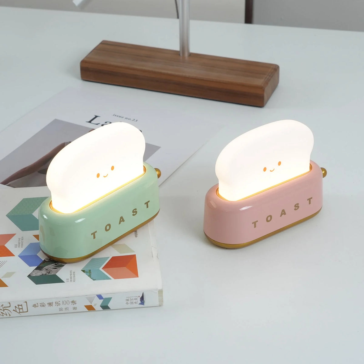 Night Light | Toaster-Shaped Warm 3000K & Adjustable Brightness