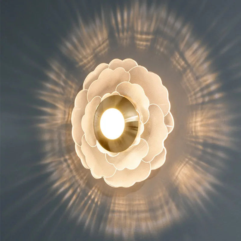 Nordic Wall Light | Layered Petal & Warm LED