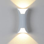 Outdoor Wall Lamp | Integrated LED & IP65 Weather-Resistant