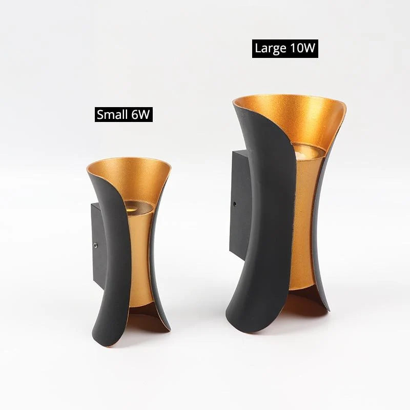 Outdoor Wall Lamp | Integrated LED & IP65 Weather-Resistant
