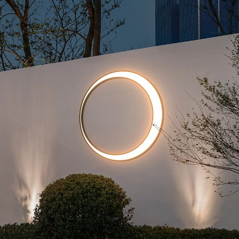 Outdoor Wall Light | IP65 Waterproof & Energy-Efficient LED | Ø 35/60/80 cm