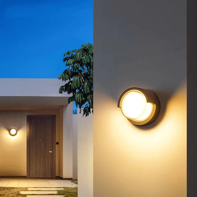 Outdoor Wall Light | Motion Sensor & Warm White LED