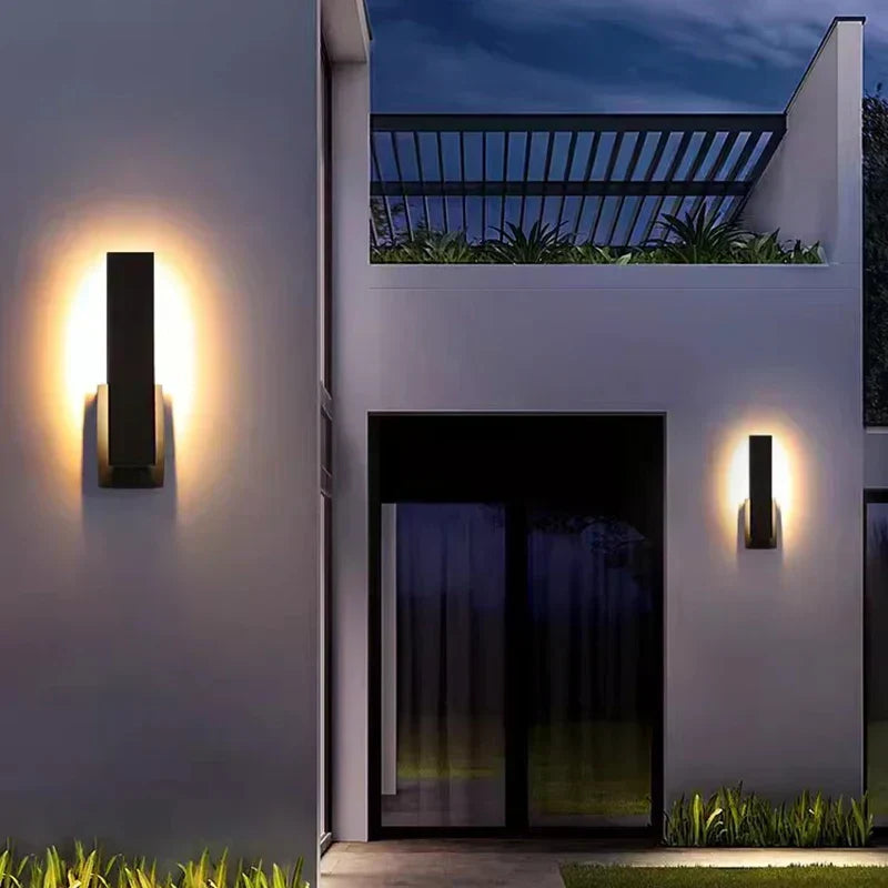 Outdoor Wall Light | Weather-Resistant LED | Timeless Design