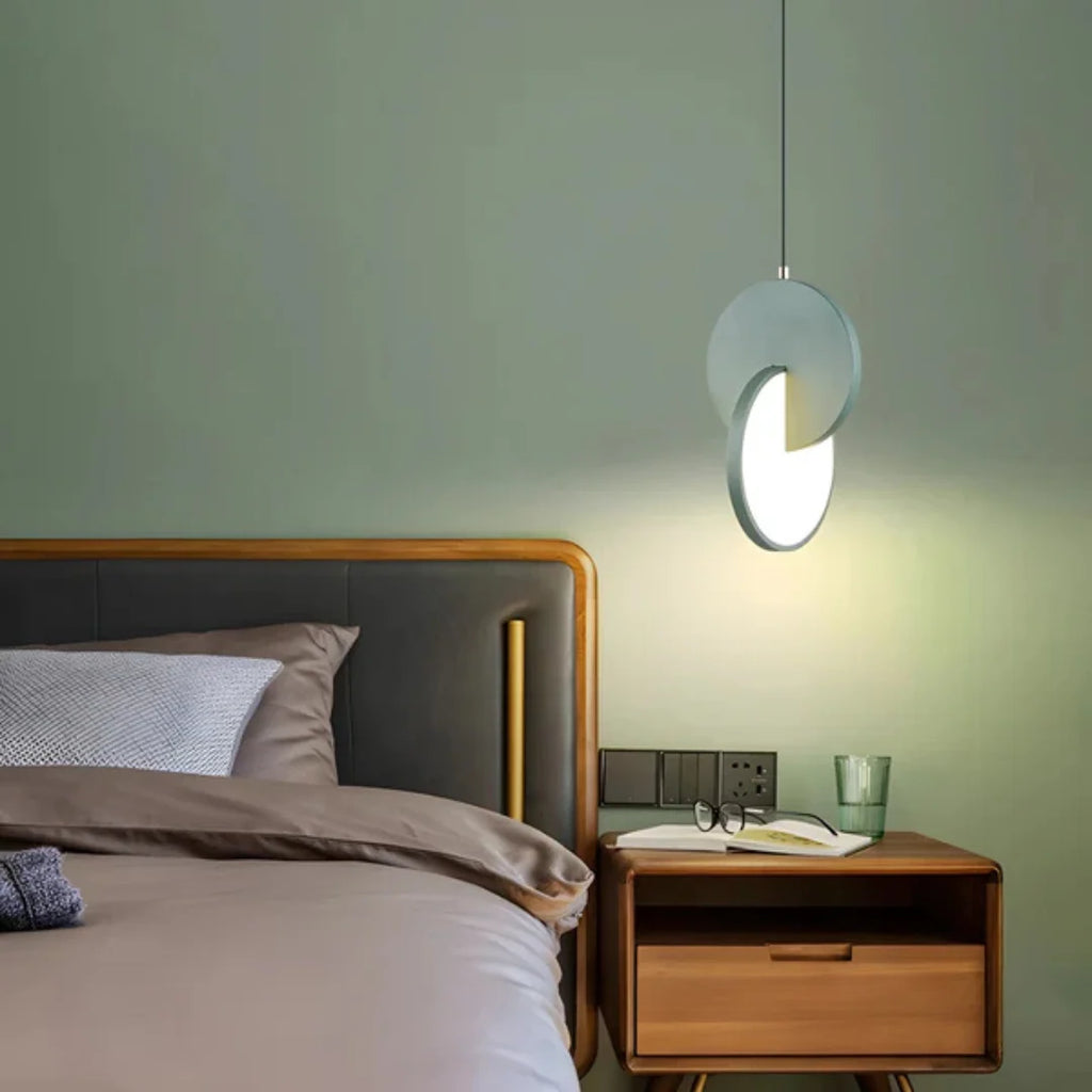 Pendant Lamp | Aluminum & Integrated Energy-Efficient LED | Small & Large