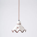Pendant Lamp | Wavy Ceramic Shade & Metal Accents | 150 cm Adjustable Cord