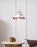 Pendant Lamp | Wavy Ceramic Shade & Metal Accents | 150 cm Adjustable Cord