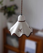 Pendant Lamp | Wavy Ceramic Shade & Metal Accents | 150 cm Adjustable Cord