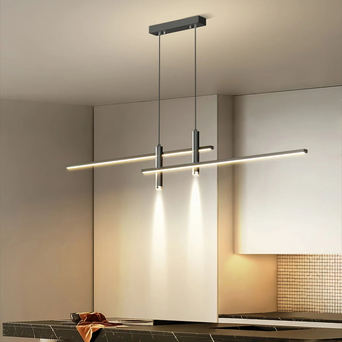 Pendant Light | Linear Metal Spotlight & Adjustable Height