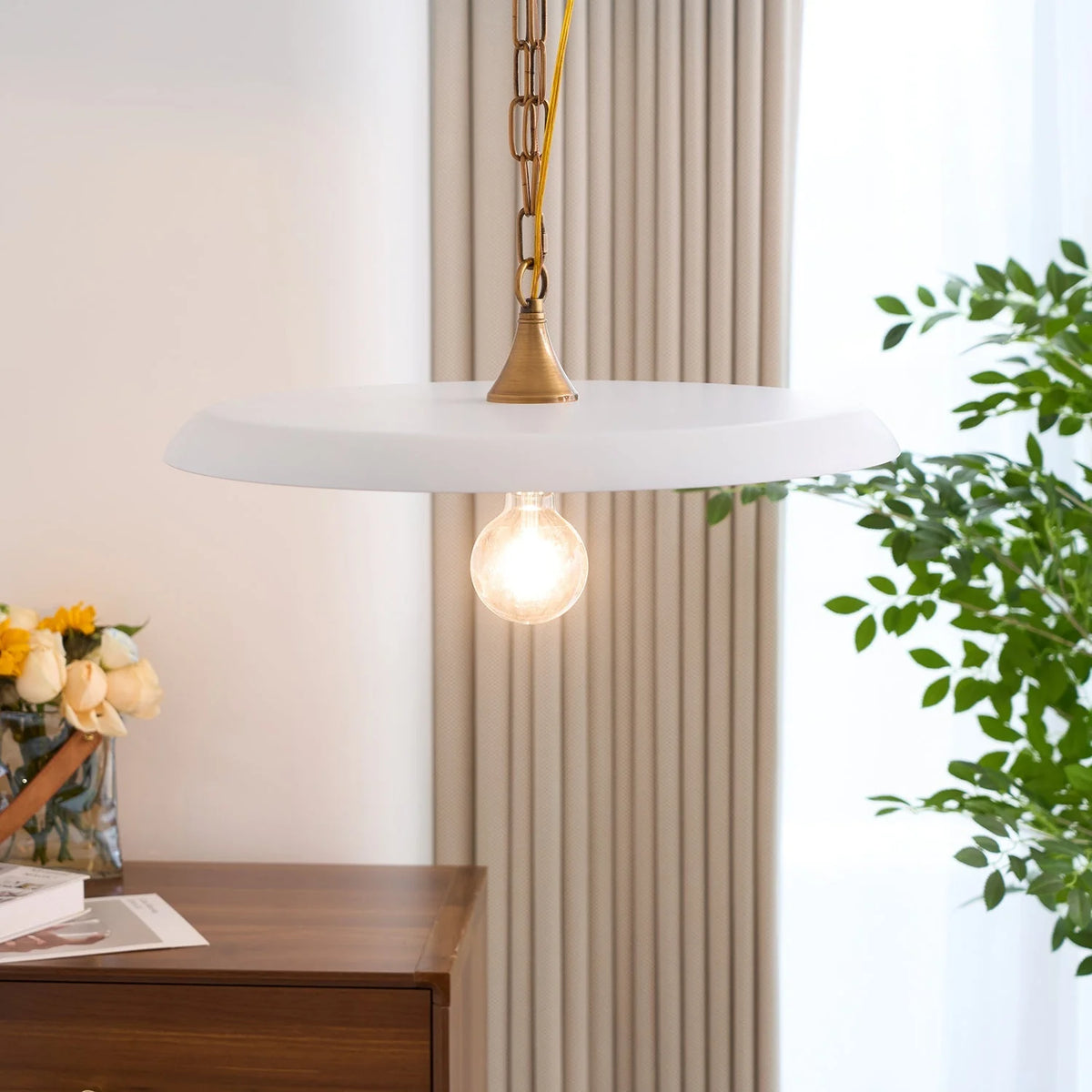 Pendant Light | Metal Shade & Adjustable Chain | 30–50 cm