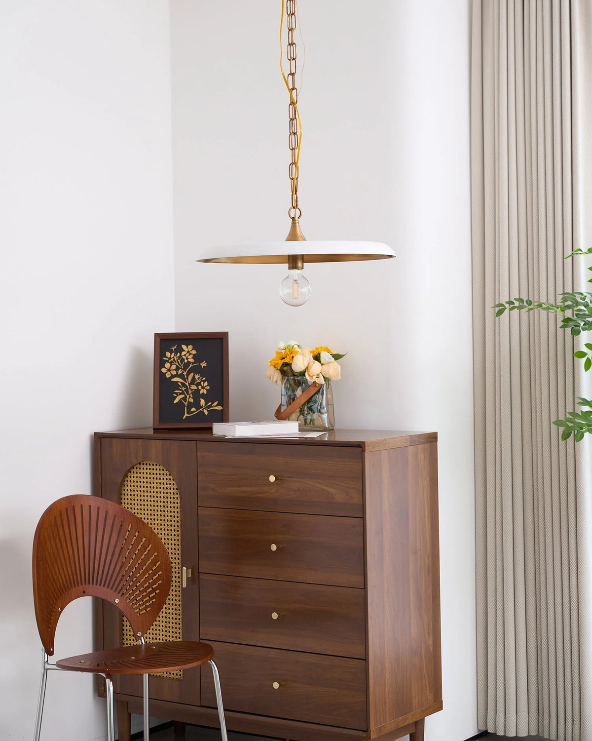Pendant Light | Metal Shade & Adjustable Chain | 30–50 cm