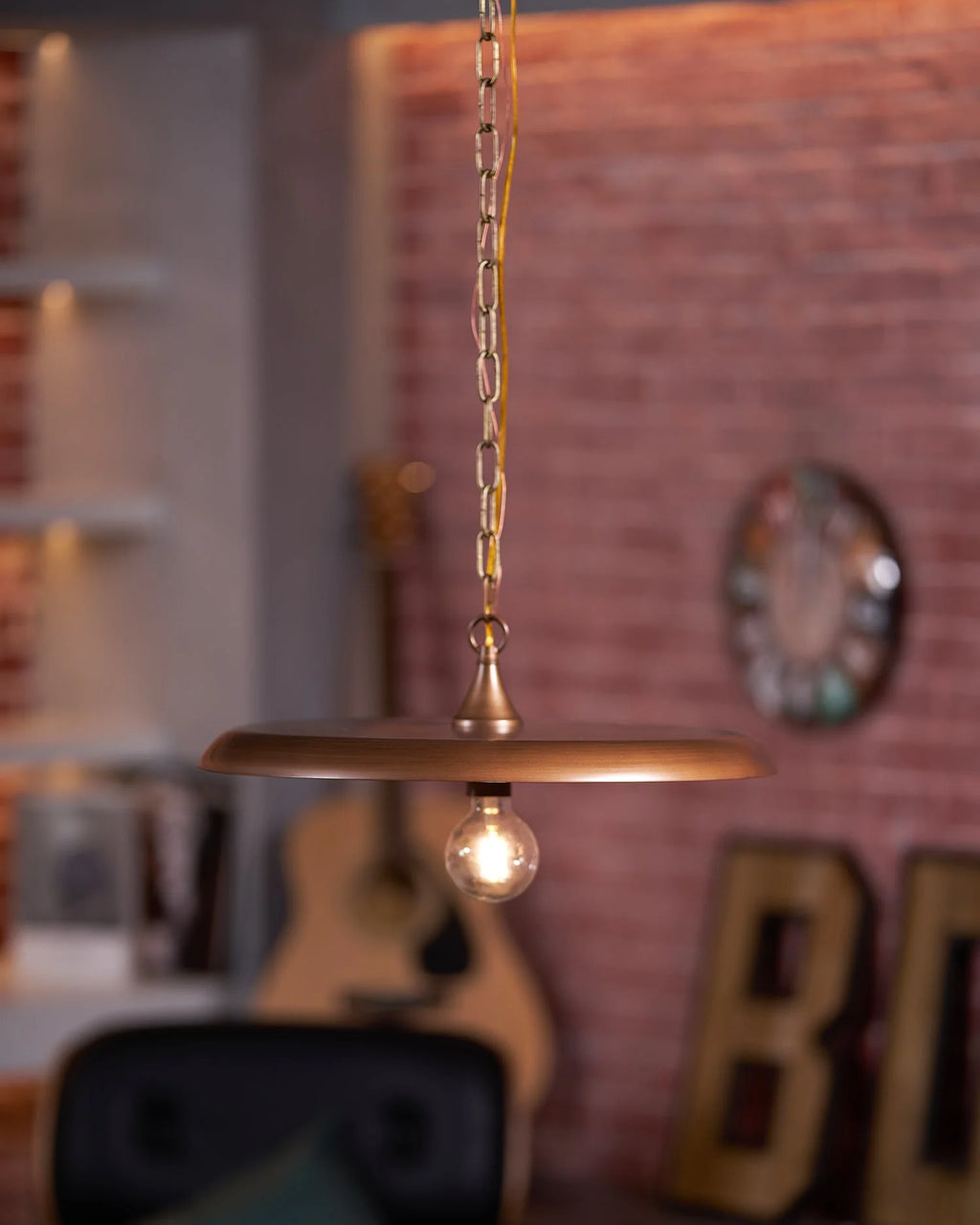 Pendant Light | Metal Shade & Adjustable Chain | 30–50 cm