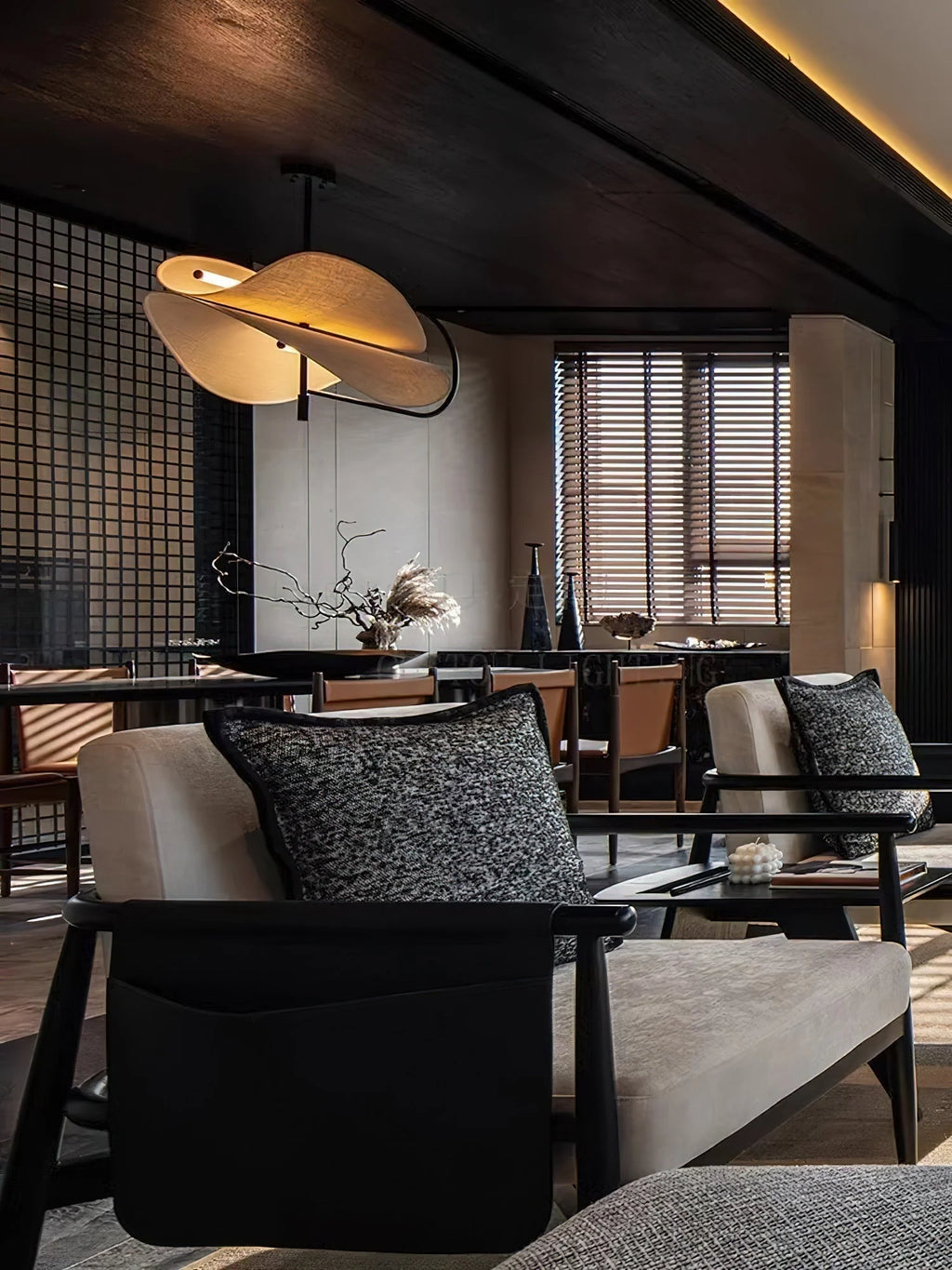Pendant Light | Sculptural Acrylic Tube & Integrated LED | 60/80 cm