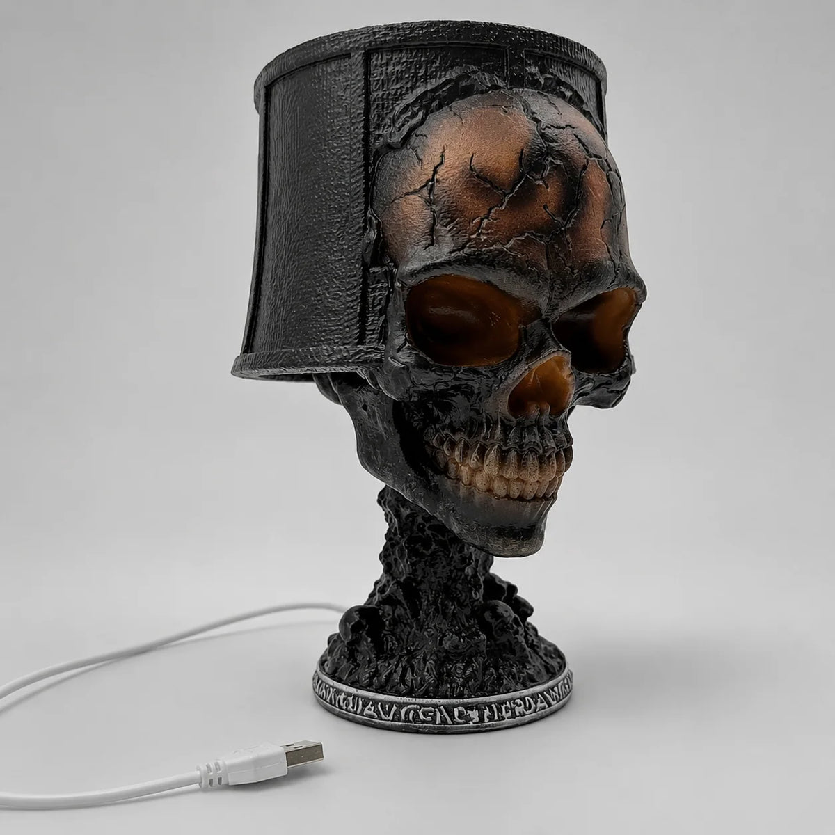 Skull Lamp | Flowing Lava Light Effect | USB Powered