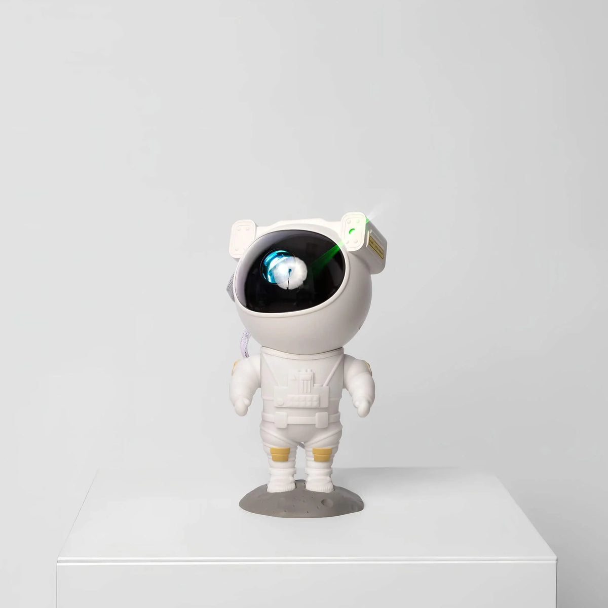 Star Projector Lamp | Astronaut-Shaped 360° Rotating RGB LED