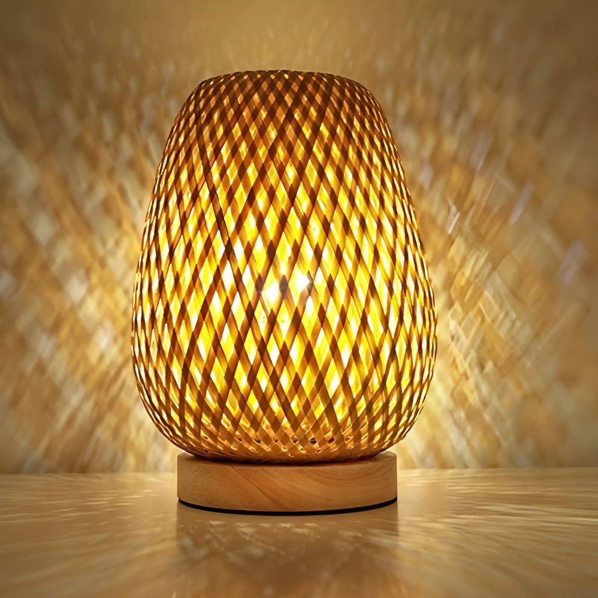Table Lamp | Natural Bamboo, USB-Powered & Energy-Efficient