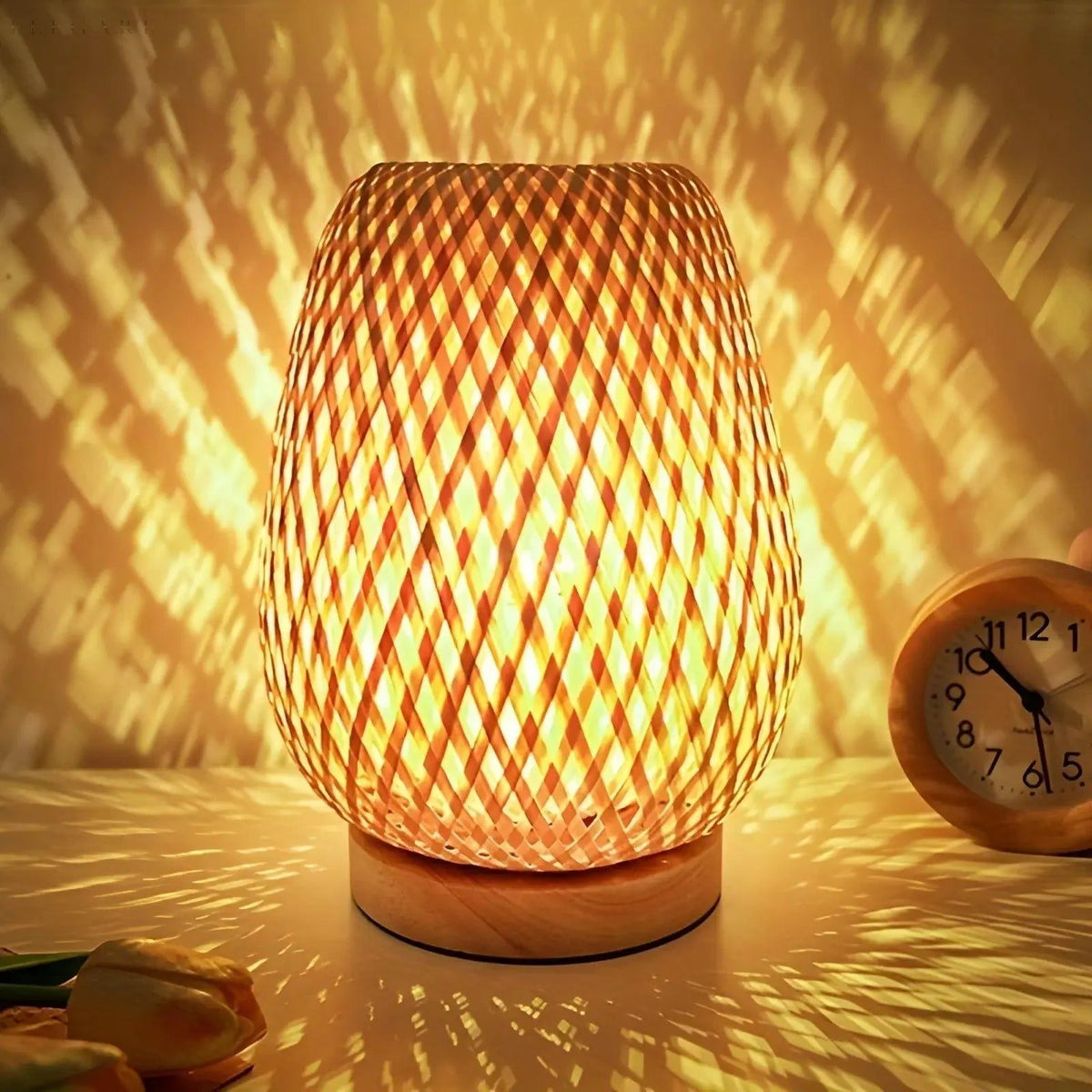 Table Lamp | Natural Bamboo, USB-Powered & Energy-Efficient