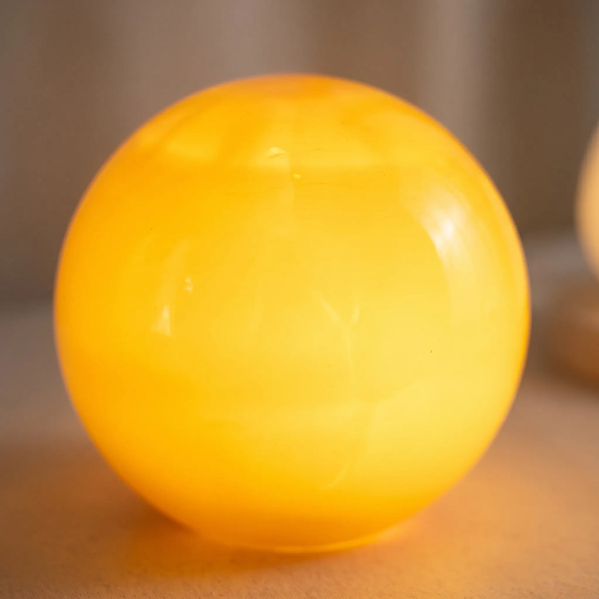 Table Lamp | Tomato-Shaped Glass & Dimmable LED
