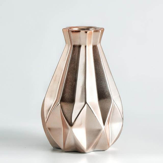 Table Vase | Matte Diamond Texture & Porcelain Ceramic | Small