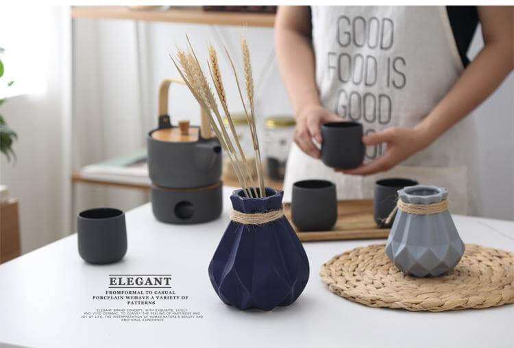 Table Vase | Matte Diamond Texture & Porcelain Ceramic | Small