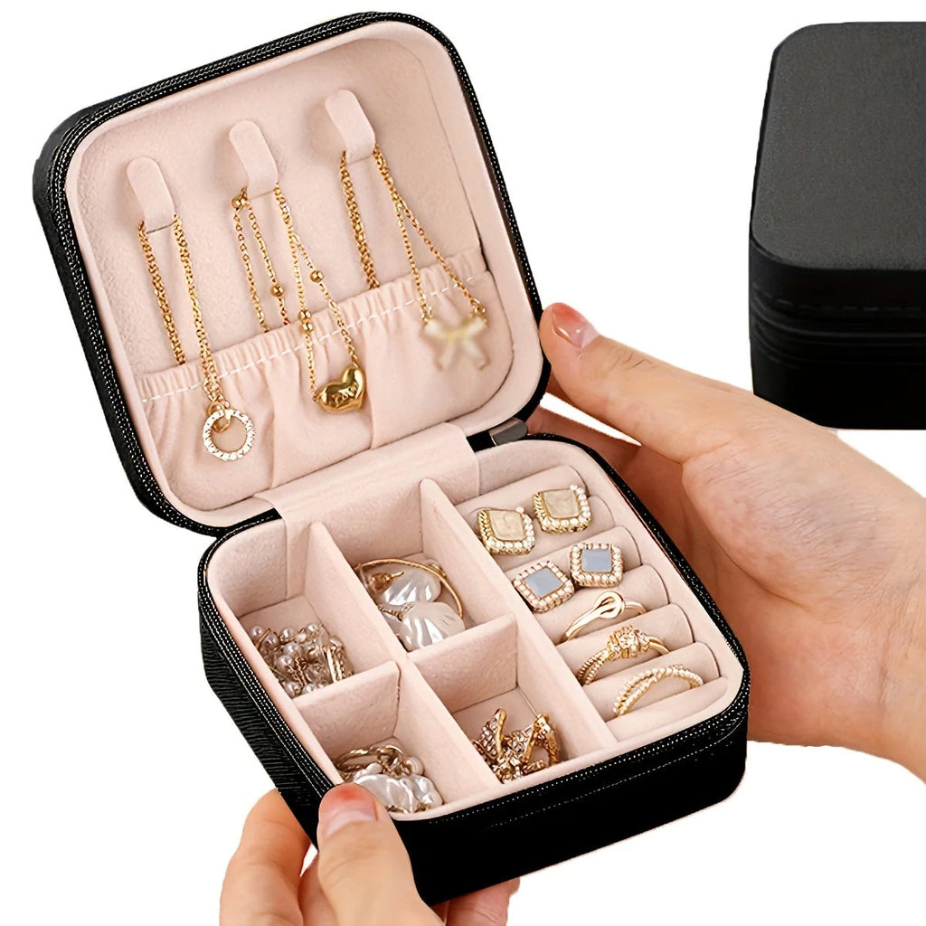 Travel Jewelry Box | Zipper Closure & Soft Fabric Lining | Compact Design