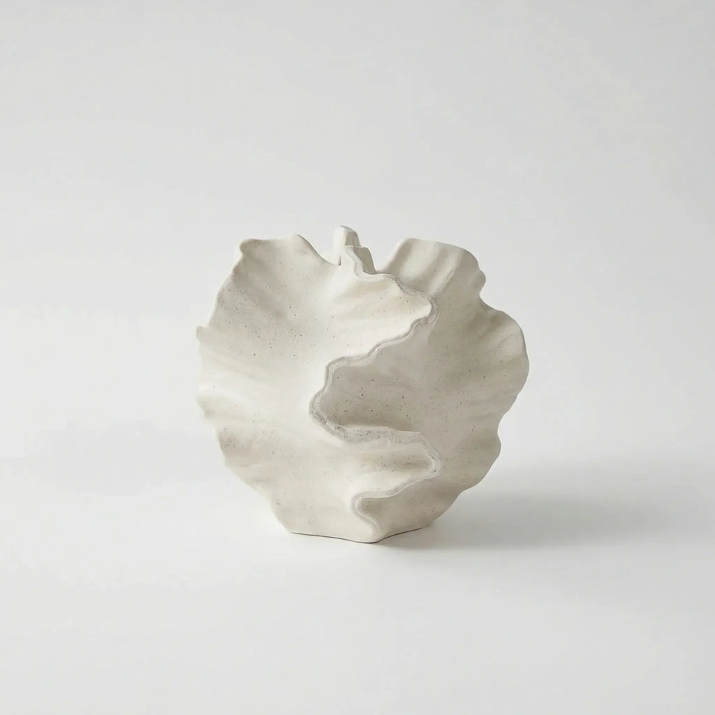 Vase | Organic Wave Shape & Stable Base