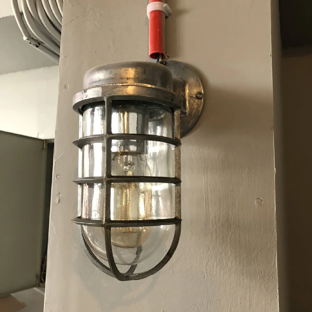 Wall Lamp | Aluminum & Clear Glass | Damp-Rated