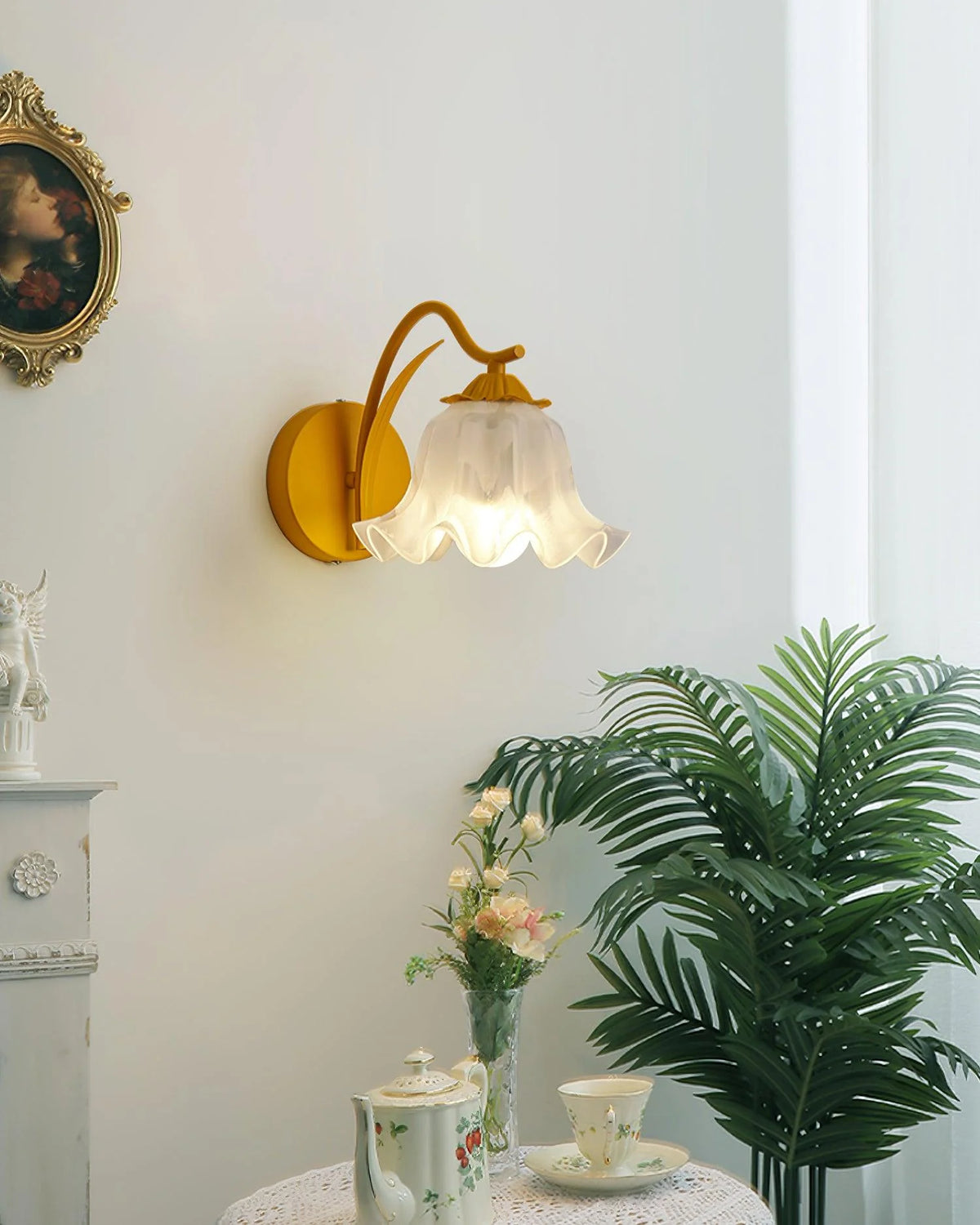 Wall Lamp | Botanical Stem Metal & Acrylic Dimmable | 20 cm Diameter