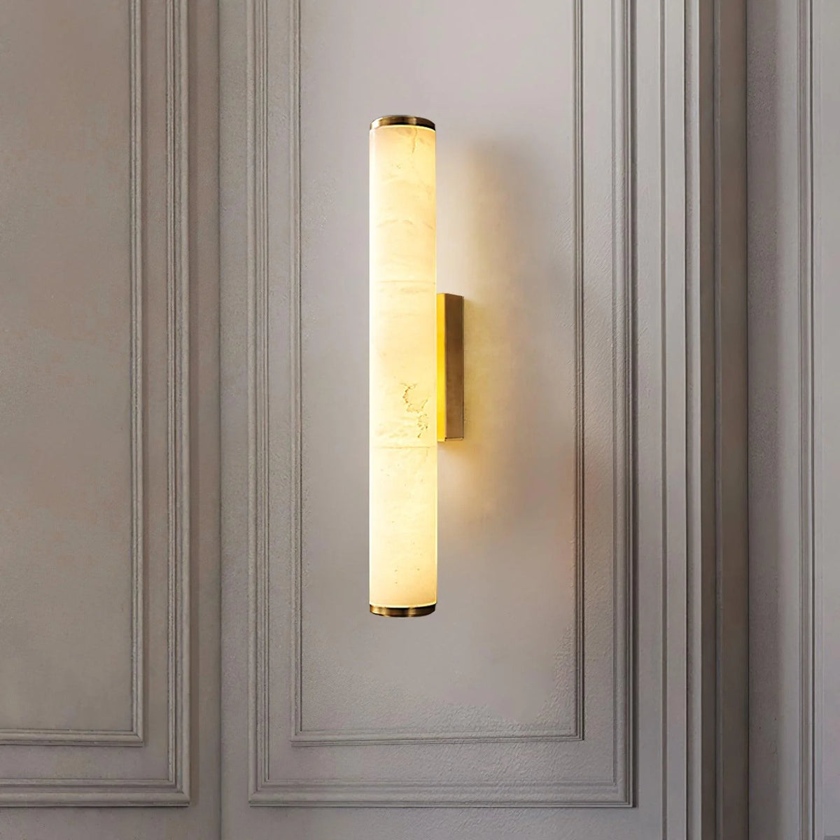 Wall Lamp | Dimmable Brass & Alabaster