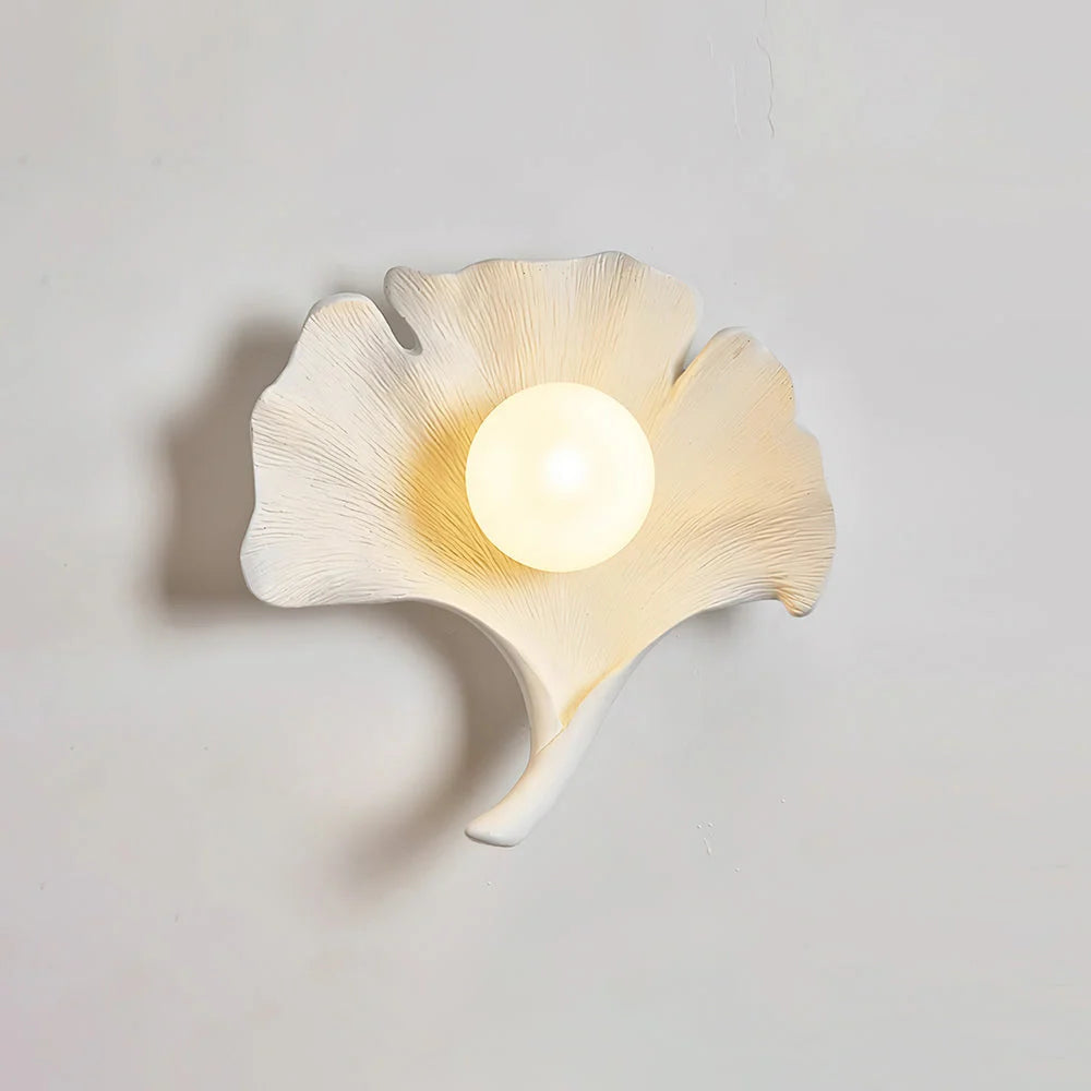 Wall Lamp | Ginkgo Leaf Design & Dimmer-Compatible | 25 cm