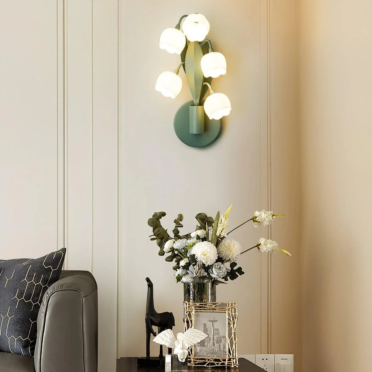 Wall Lamp | Lifelike Orchid Design & Soft Ambient Light | Hardwire