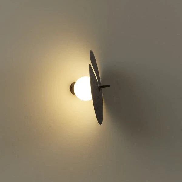 Wall Lamp | Minimalist Iron & Glass | Ø 18 cm x H 30 cm
